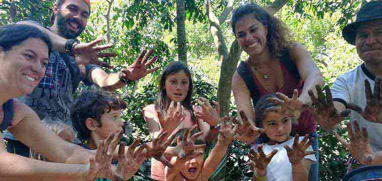 foodailleurs tour du monde en famille AVI assurance voyage