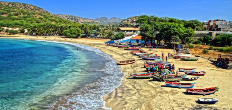 Assurance voyage international pour février