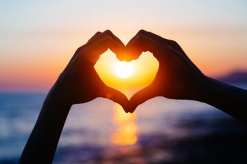 voyage romantique couple plage