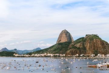 explorer des pays dans le monde entier