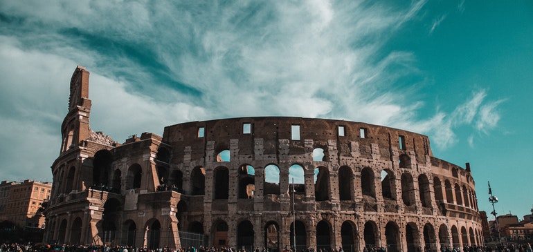 AVI Assurance voyage Italie Colisée